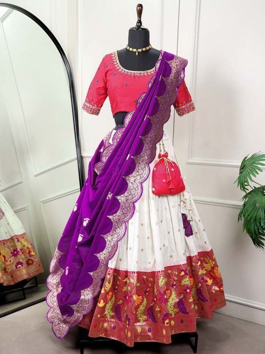 Free Stitching Bollywood Inspired Indian Designer Lehenga, Wedding Lehenga, Bridal  Lehenga for Women, Ethnic Dress, Indian Silk Lehenga - Etsy